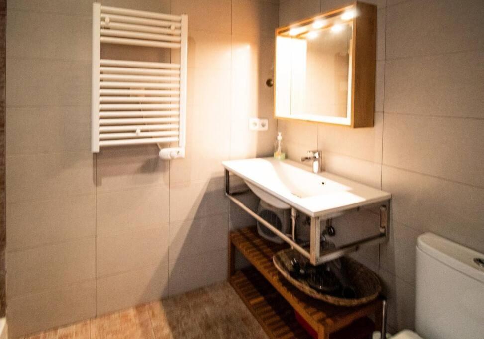 Exclusivo Y Acogedor Apartamento Con Balcon En Chueca, Con Aire Acondicionado Y Calefaccion Madrid Esterno foto