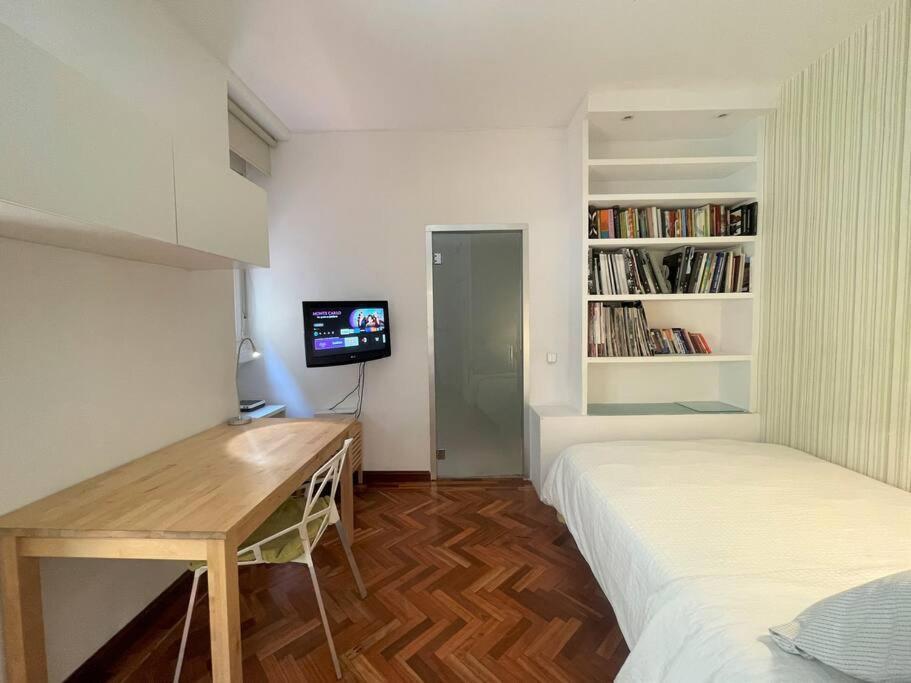 Exclusivo Y Acogedor Apartamento Con Balcon En Chueca, Con Aire Acondicionado Y Calefaccion Madrid Esterno foto