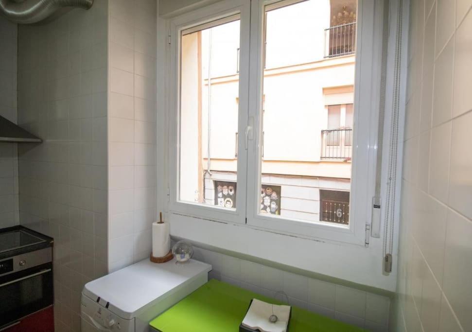 Exclusivo Y Acogedor Apartamento Con Balcon En Chueca, Con Aire Acondicionado Y Calefaccion Madrid Esterno foto